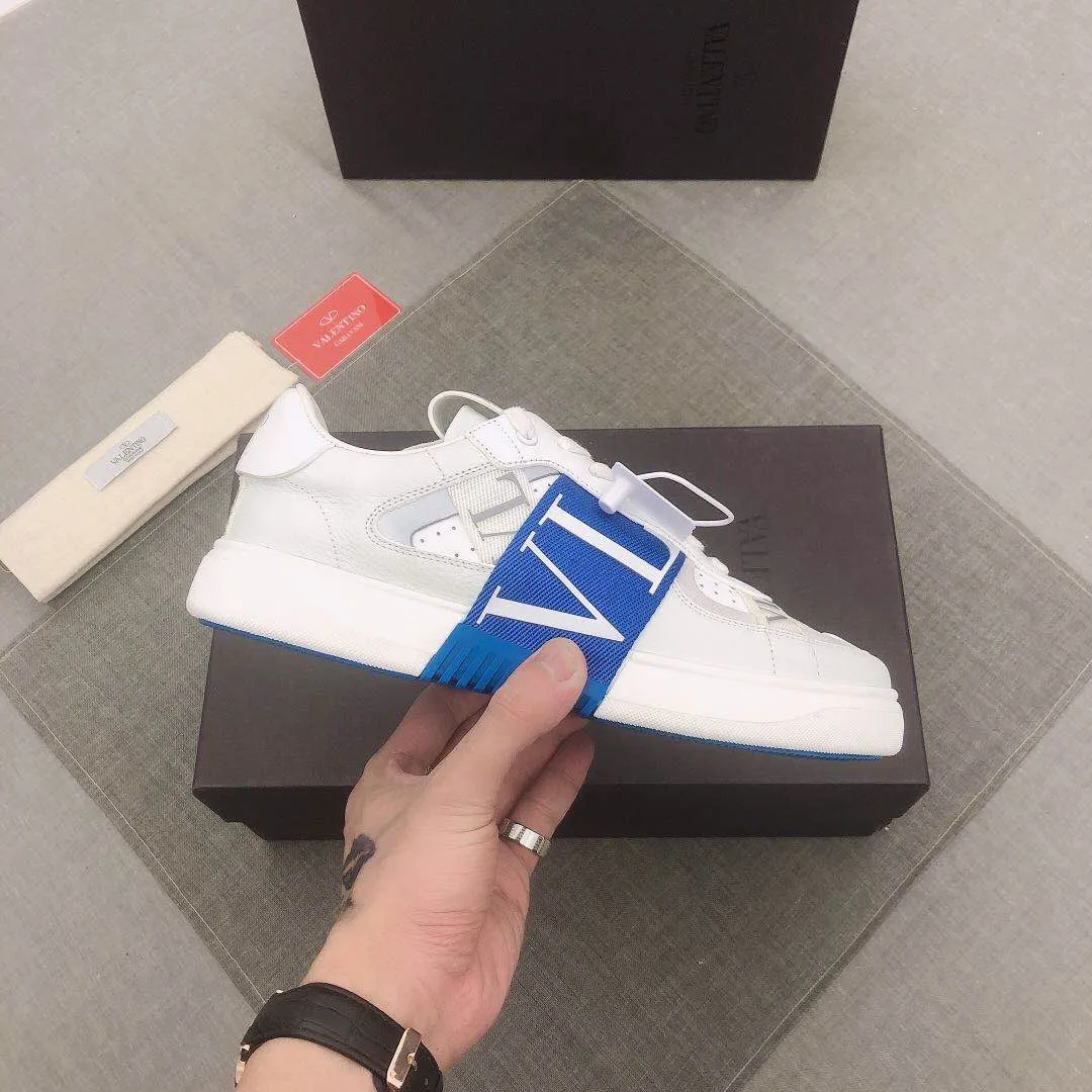 P440▫️V L7N spring and summer 🆕calf leather strap sneakers, no man should be able to refuse this style, classic color, so handsome! Purchase a high-precision replica of the original version to instantly sell off the market currency! 6 VLTN logo rubber effect straps - Valentino Garavani Logo printed on the back and tongue, all materials are customized to ensure quality! Size: 38/45 No. 018
